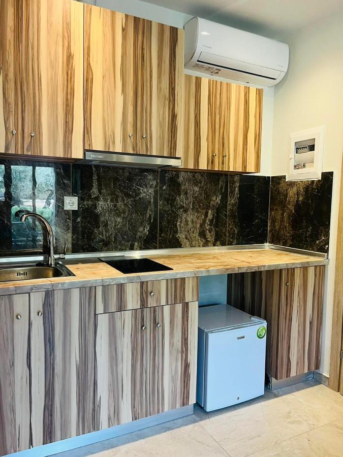 Suites Ris Néa Péramos Esterno foto